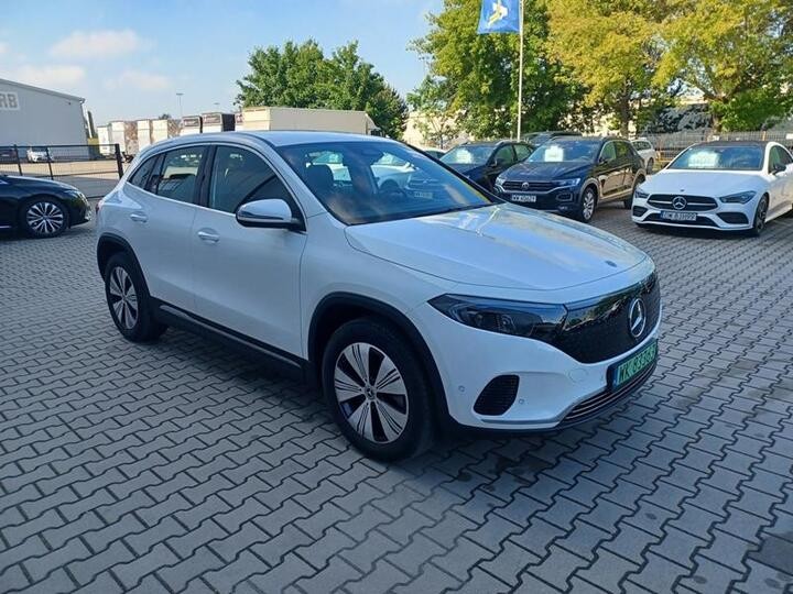 Mercedes-Benz EQA