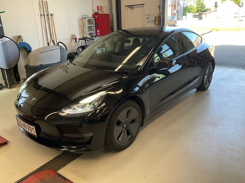 Car photo